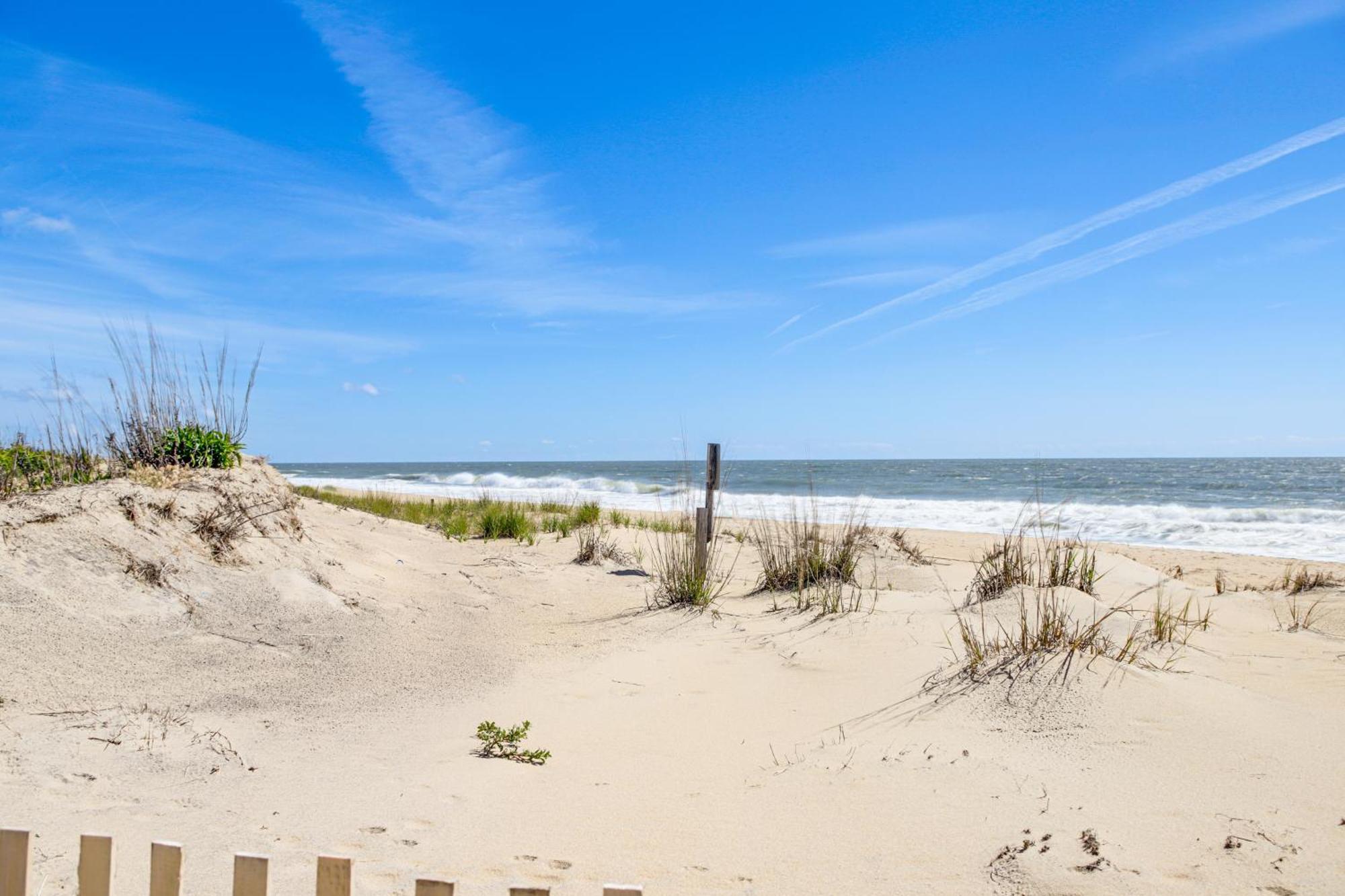 Ocean City Condo With Heated Pool And Beachfront View! Exterior photo
