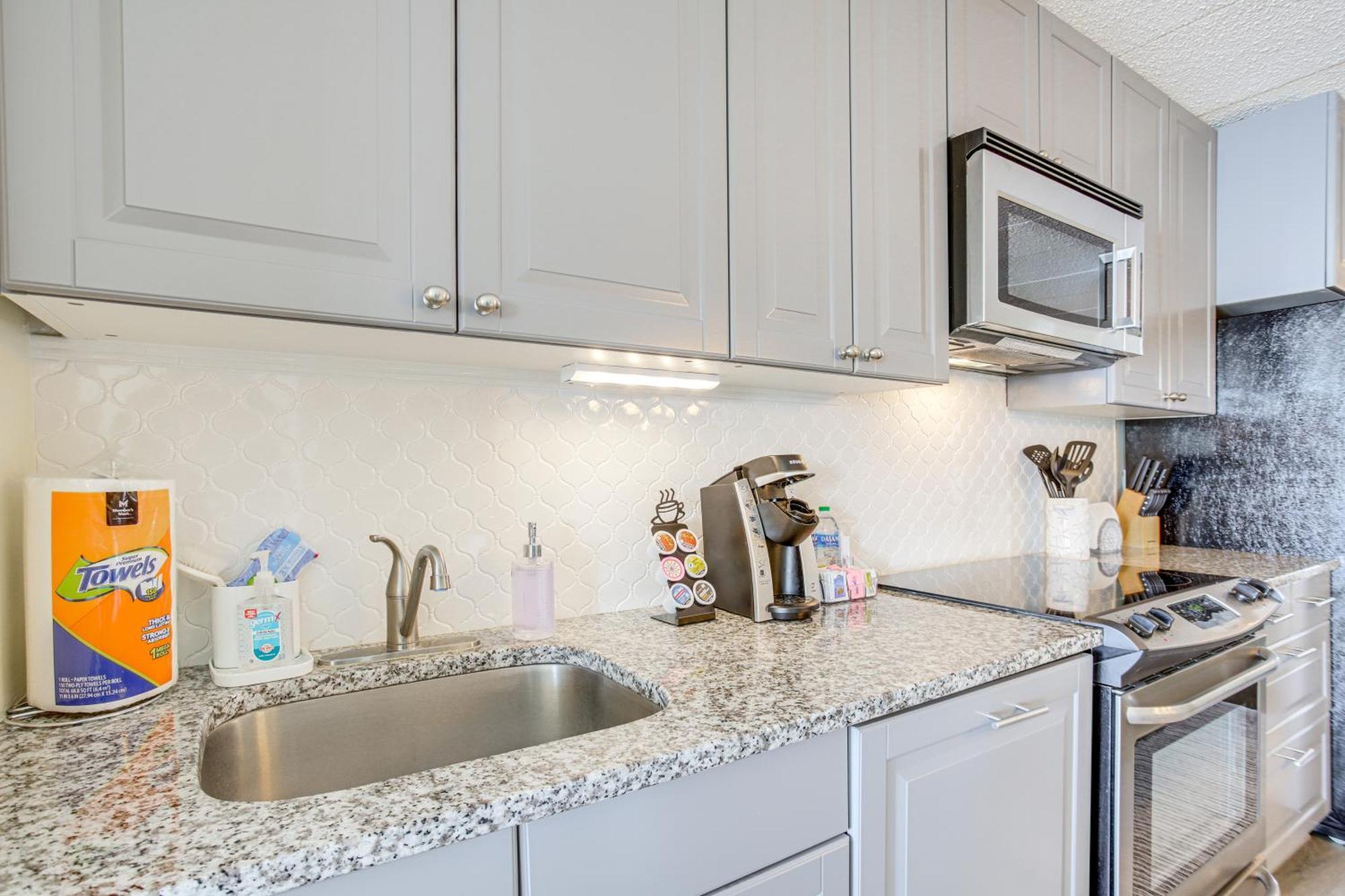 Ocean City Condo With Heated Pool And Beachfront View! Exterior photo